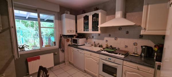 PAVILLON PLAIN PIED DE CHAMBRES AU CALME