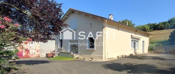 Maison 150 m² habitables + combles aménageables de 88 m² + hangar de 330 m²