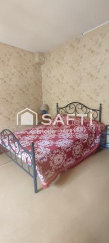 Maison 150 m² habitables + combles aménageables de 88 m² + hangar de 330 m²