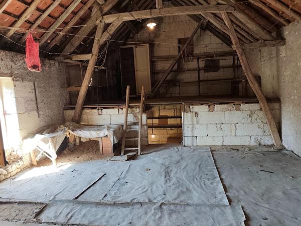 Propriété de caractère avec terrain et dépendances près de Beauval