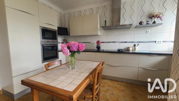 Maison à vendre 6 pièces 122 m² Saumur