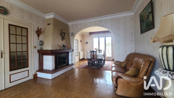 Maison à vendre 6 pièces 122 m² Saumur