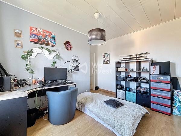 Duplex de caractère 91 m² – 3 chambres – Immeuble 1887 – Gorcy – Cave – 169 000 € FAI