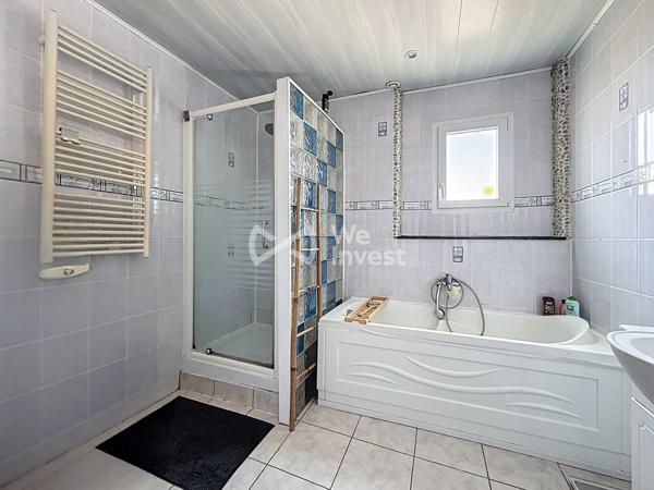 Duplex de caractère 91 m² – 3 chambres – Immeuble 1887 – Gorcy – Cave – 169 000 € FAI