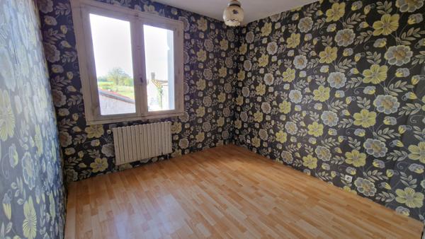 Maison  8 pièce(s)  3 chambre(s)  240 m²