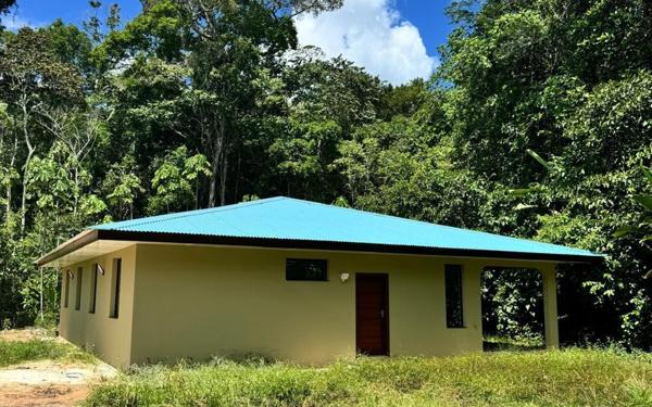 Maison à louer    3 pièces •  Saint-Laurent-du-Maroni