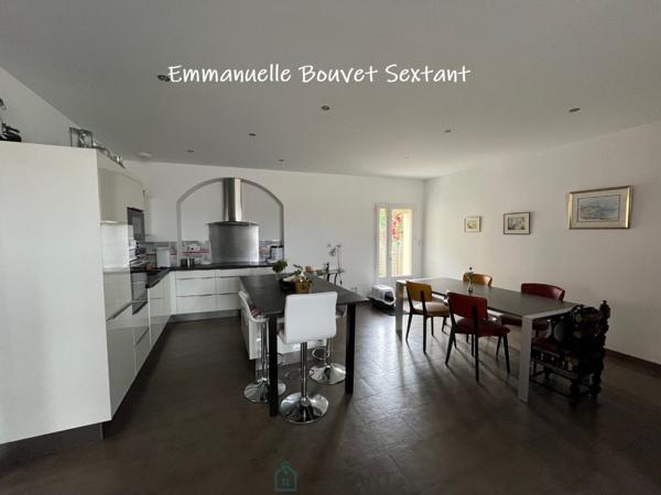 Bergerac, maison de ville, 4 chambres, haute performance énergétique et qualité de prestations