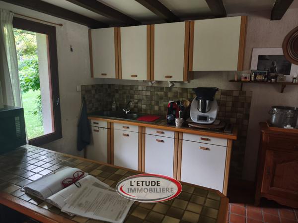BRECA - Très belle propriété de 4002m2 avec deux chaumières