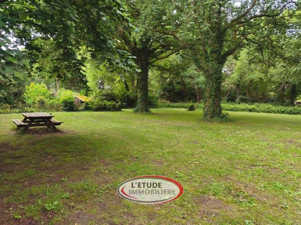 BRECA - Très belle propriété de 4002m2 avec deux chaumières