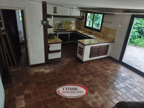 BRECA - Très belle propriété de 4002m2 avec deux chaumières