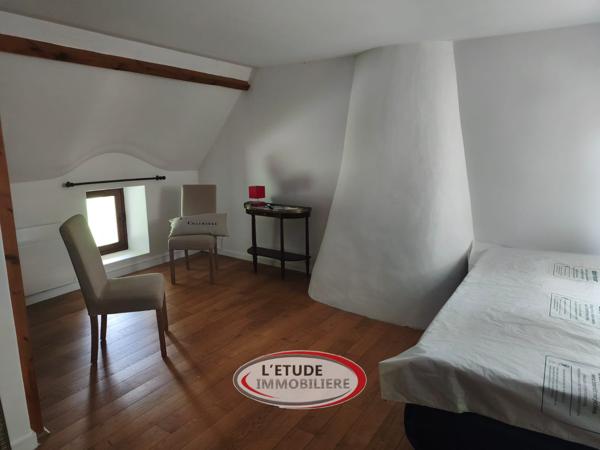 BRECA - Très belle propriété de 4002m2 avec deux chaumières