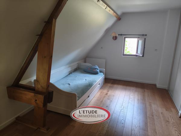 BRECA - Très belle propriété de 4002m2 avec deux chaumières