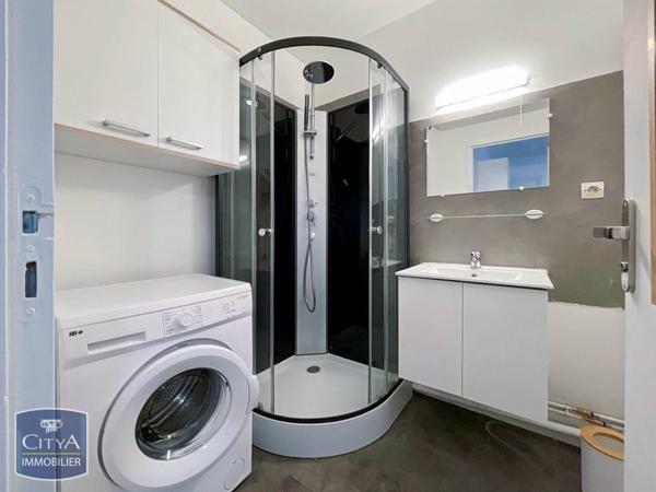 Appartement à louer 1 pièce 27.57m²