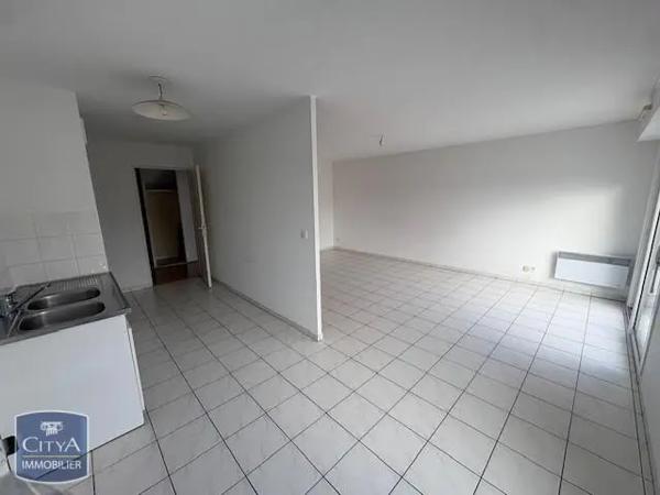 Appartement à louer 3 pièces 81.21m²