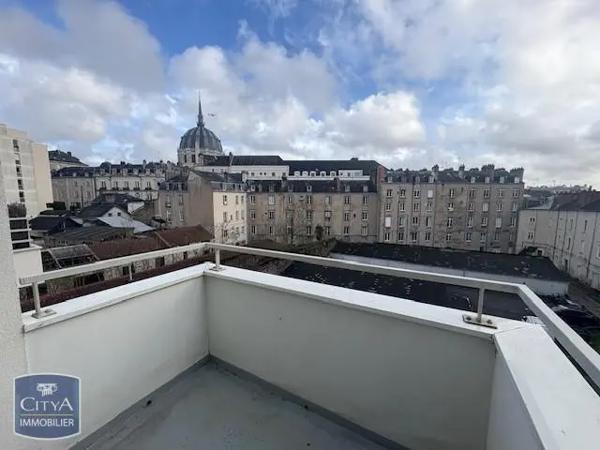 Appartement à louer 3 pièces 81.21m²