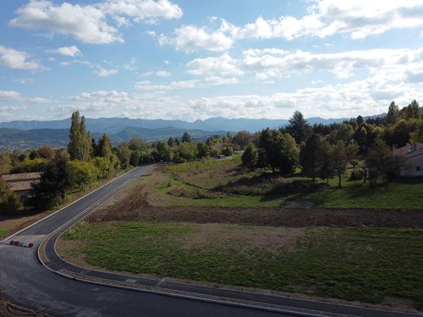 Terrain 562 m2