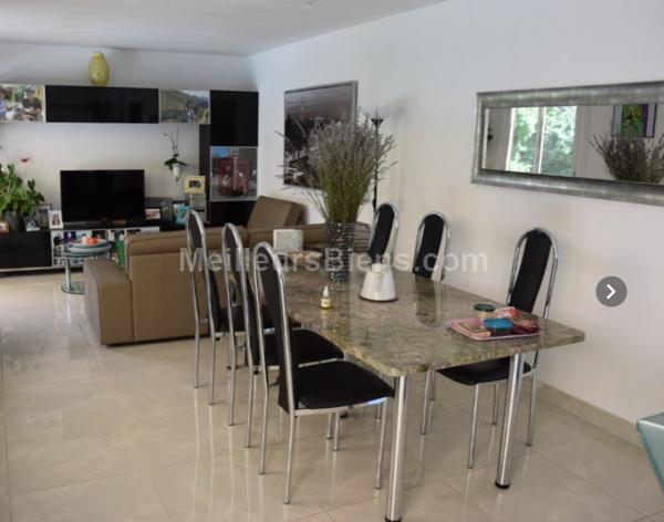 En exclusivité, villa à vendre sur Salon-de-Provence.