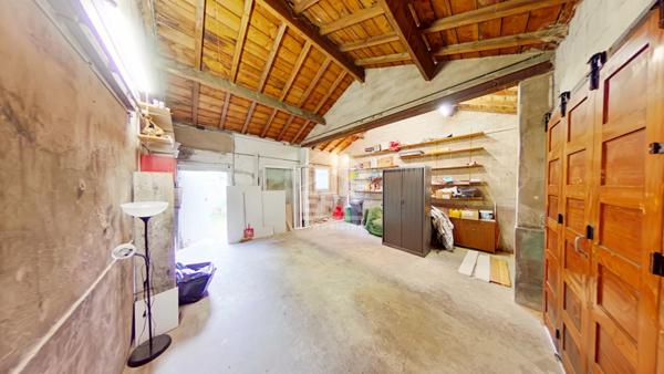 Maison bourgeoise en Pierre 5 chambres Jardin Garage Cave Bordeaux Croix Blanche 6 pièce(s) 154.16 m2