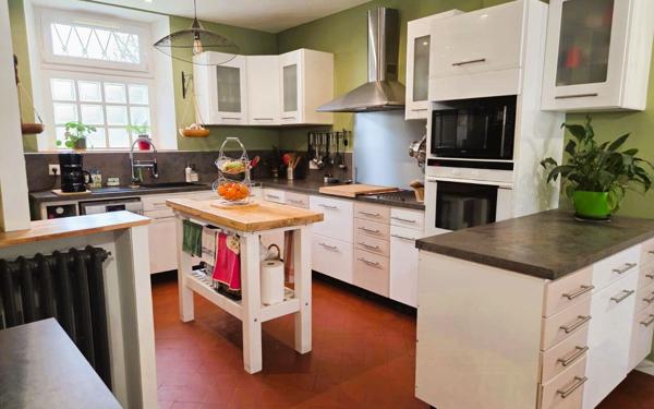 Appartement à vendre    5 pièces • 122 m2 Villejust