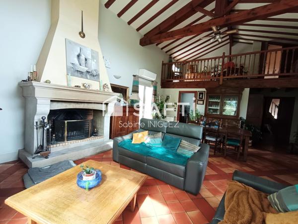 MAISON 172 m²  A LA CAMPAGNE, PISCINE, GRAND TERRAIN