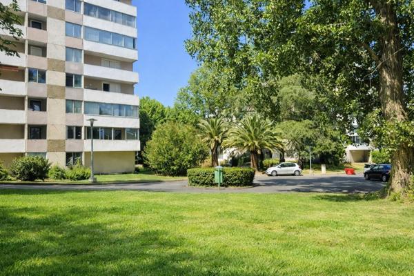 Appartement à ANGLET, 64600 - 2 pièces 52m²