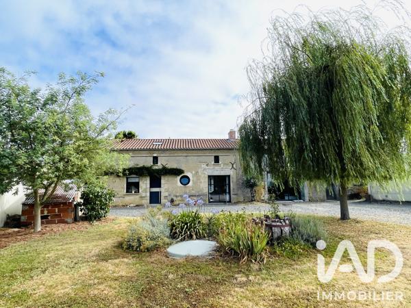 Maison à vendre 8 pièces 150 m² Lys-Haut-Layon