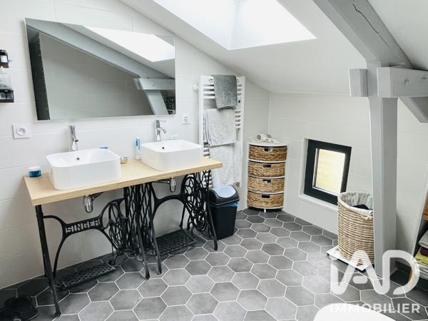Maison à vendre 8 pièces 150 m² Lys-Haut-Layon