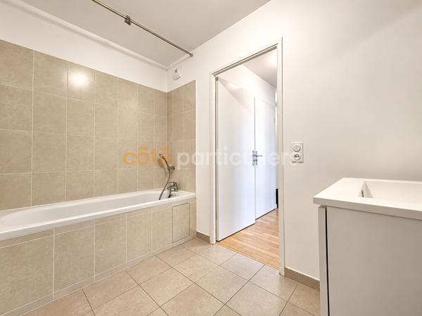 Location
                Appartement50,75 m² - 2 Pièces -
                    SAINT GERMAIN EN LAYE (78100)