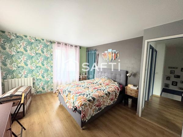 Nouveauté a saisir Maison individuelle au chêne feuillu