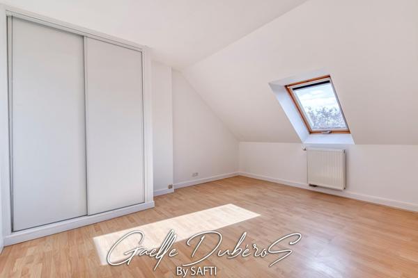 Belle maison 4 chambres avec garage***Pré visite 3D disponible sur demande***