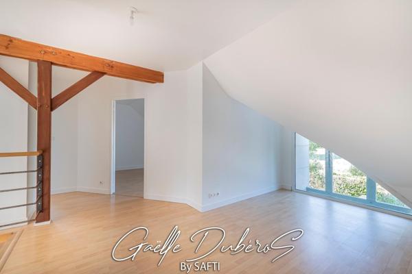 Belle maison 4 chambres avec garage***Pré visite 3D disponible sur demande***