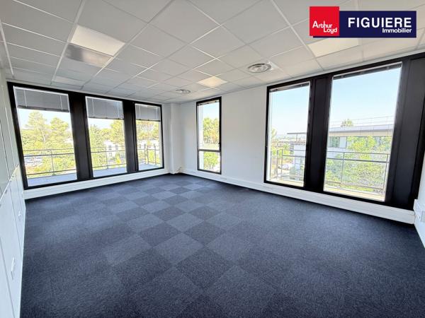 BUREAUX RECENTS A LOUER AU COEUR DU PÔLE D'ACTIVITE D'AIX AVEC TERRASSES