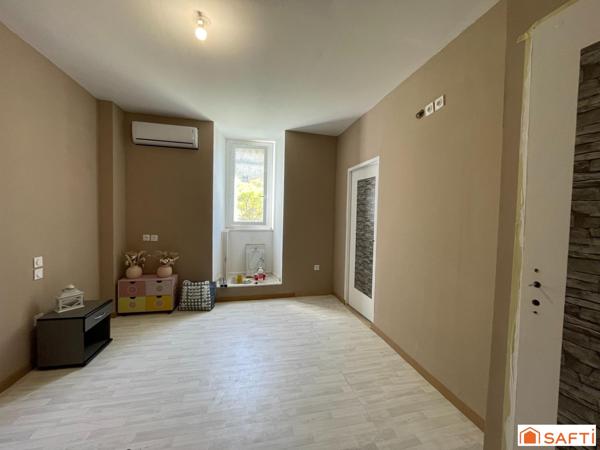 Maison de village rénovée