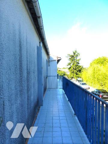 A VENDRE APPARTEMENT T2  A RENOVER  AVEC TERRASSE+ CAVE +1 PLACE DE PARKING