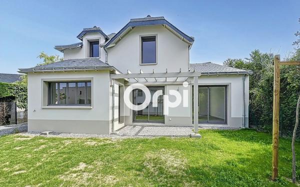 Maison à vendre    5 pièces •  La Baule-Escoublac