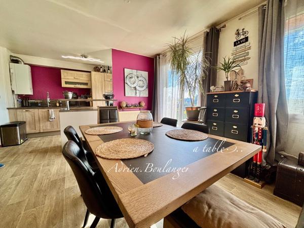 Appartement à vendre 3 pièces MOISSY CRAMAYEL (77)