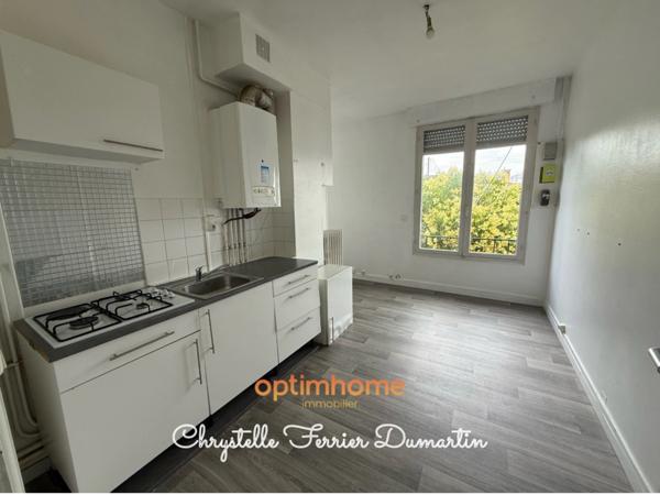 Bordeaux – Immeuble 124 m² avec cour et 2 garages