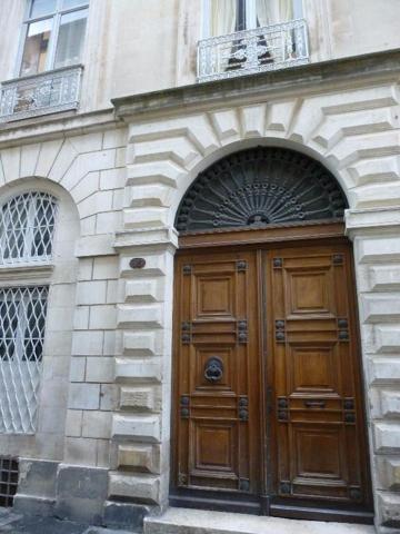 Appartement à louer    1 pièce • 25,82 m2 Nîmes