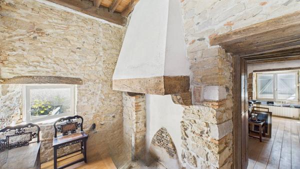 Héritage et élégance : propriété fortifiée au coeur des Landes Saubusse