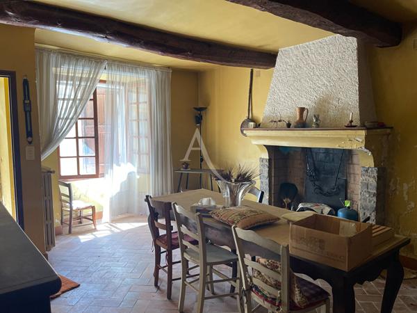MAISON DE VILLAGE 100m2 À TRÈS FORT POTENTIEL ESTOUBLON