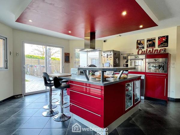 Maison 165 m² à Saint-Martin-du-Fouilloux 49170