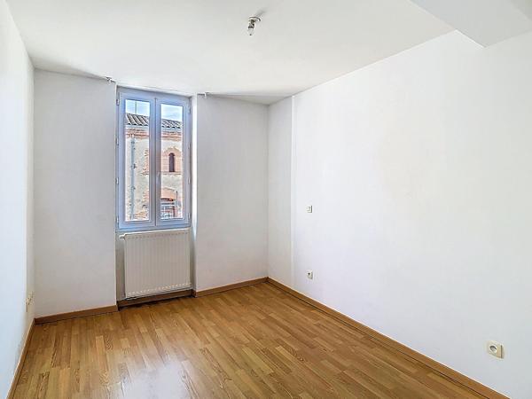 Appartement T3 avec terrasse