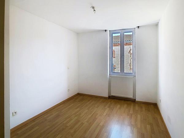 Appartement T3 avec terrasse