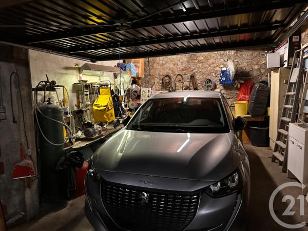 Appartement F4 à vendre  5 pièces - 134,60 m2 ROANNE - 42