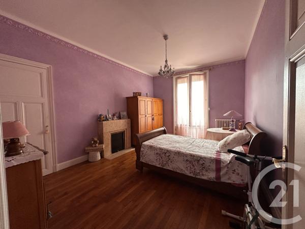 Appartement F4 à vendre  5 pièces - 134,60 m2 ROANNE - 42