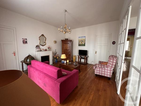 Appartement F4 à vendre  5 pièces - 134,60 m2 ROANNE - 42