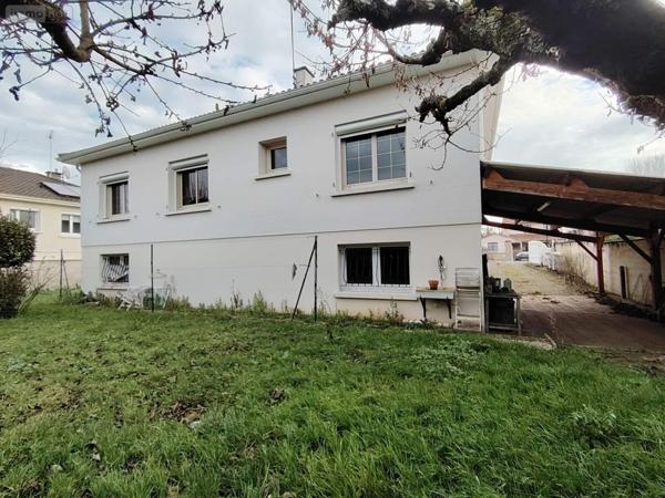 Maison à vendre à Chasseneuil-du-Poitou dans la Vienne (86360), ref : 018/1020