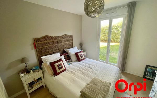 Appartement à vendre    4 pièces • 80,25 m2 Montigny-le-Bretonneux