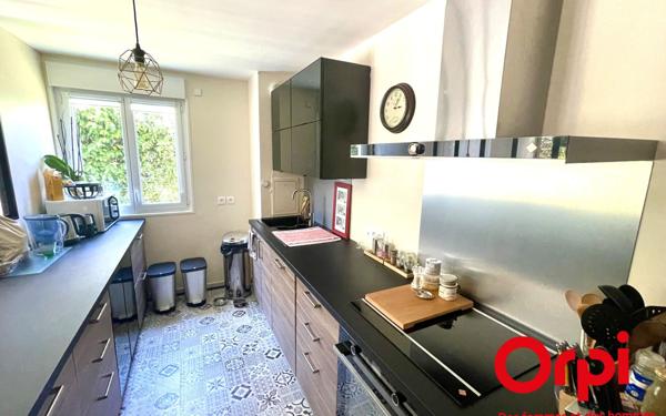 Appartement à vendre    4 pièces • 80,25 m2 Montigny-le-Bretonneux