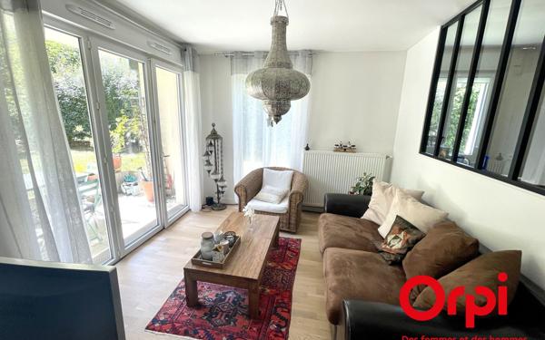 Appartement à vendre    4 pièces • 80,25 m2 Montigny-le-Bretonneux